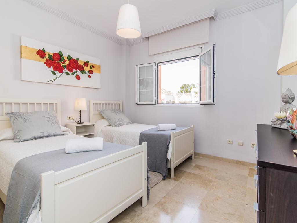 River Garden Spacious Penthouse マルベーリャ エクステリア 写真