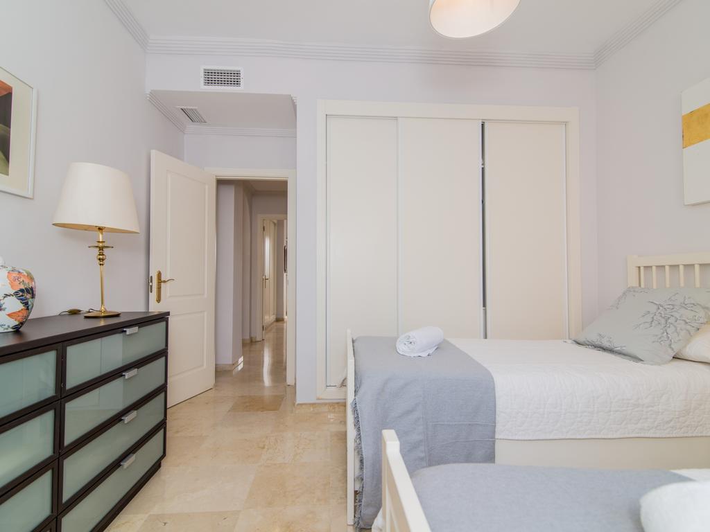 River Garden Spacious Penthouse マルベーリャ エクステリア 写真